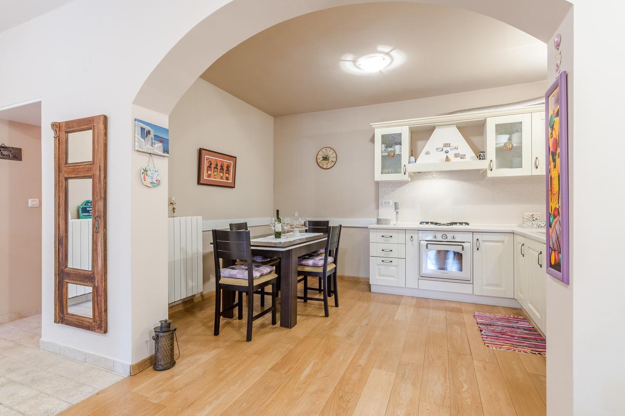 Apartment Jeger ปอฟเลียนา ภายนอก รูปภาพ